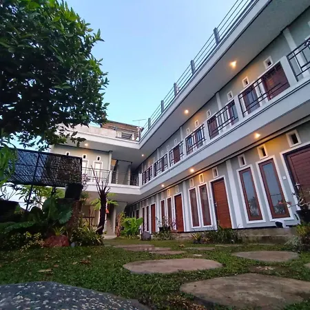 Ferienwohnung Gending Sari House
